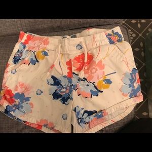 Girls floral print old navy shorts